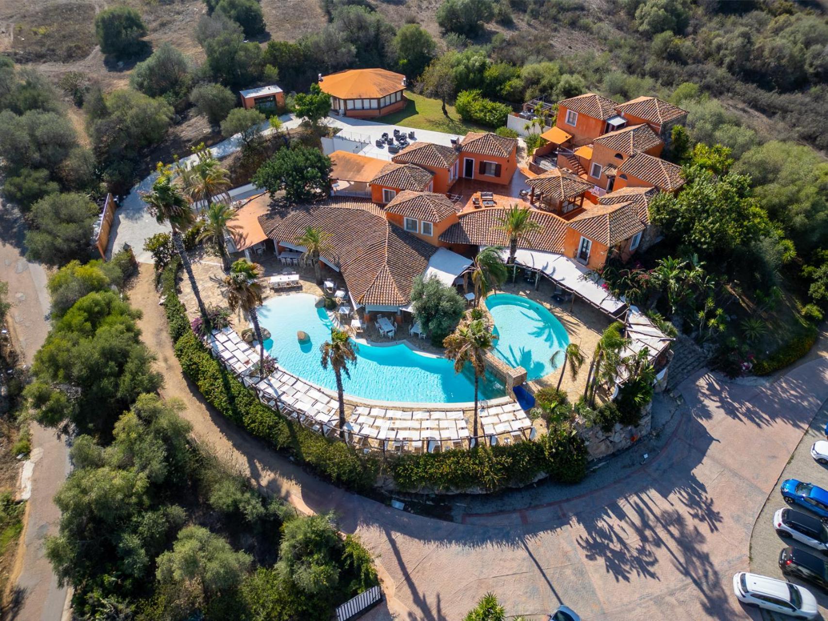 Felix Hotels - Galanias Hotel & Retreat باري ساردو المظهر الخارجي الصورة